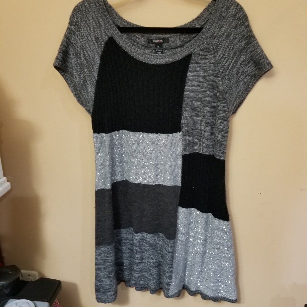 Super cute long sweater top
